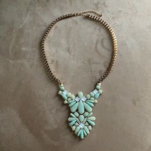 Green jeweled necklace